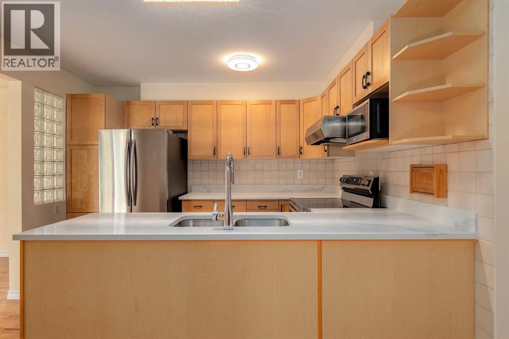 Single Family House Bungalow for Sale in  Dalhart Hill NW Dalhousie Calgary 