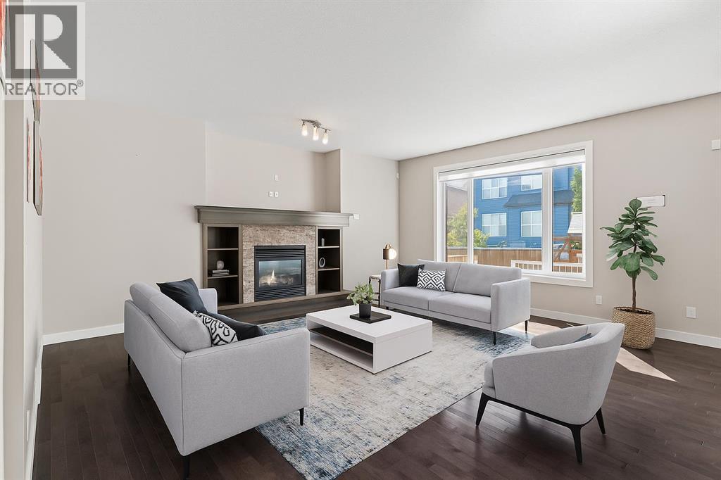 Single Family House for Sale in  Evansfield Terrace NW Evanston Calgary 