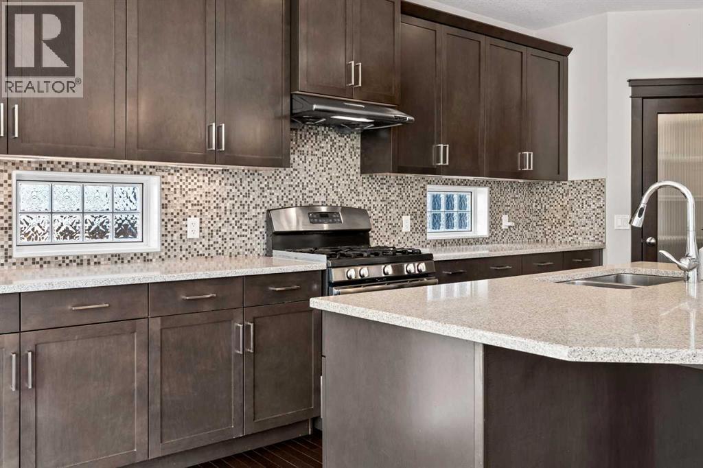 Single Family House for Sale in  Evansfield Terrace NW Evanston Calgary 