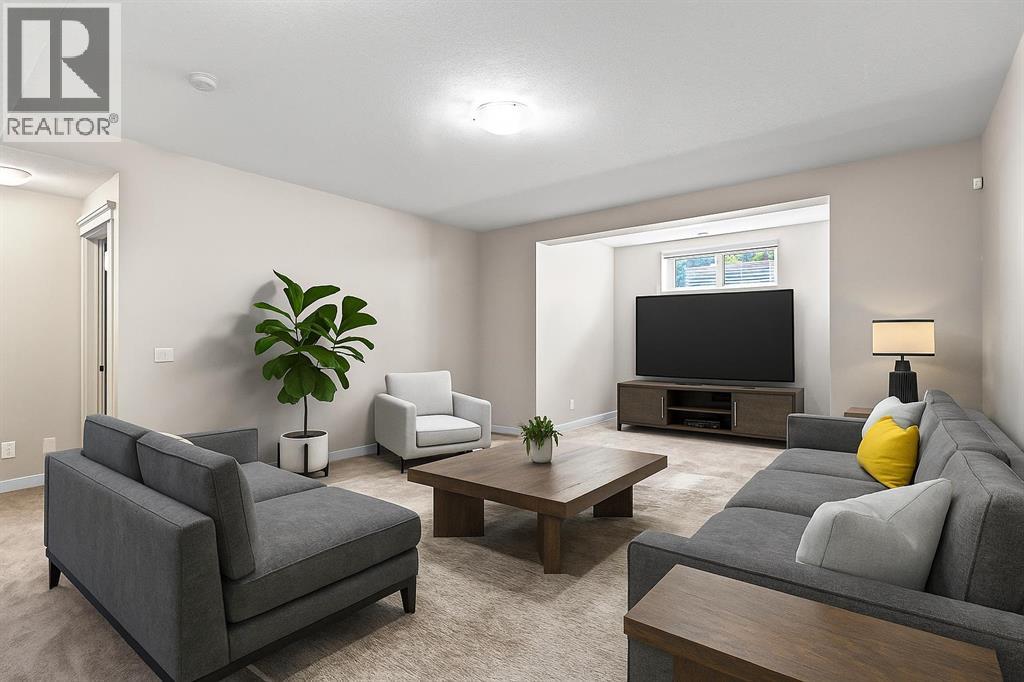 Single Family House for Sale in  Evansfield Terrace NW Evanston Calgary 