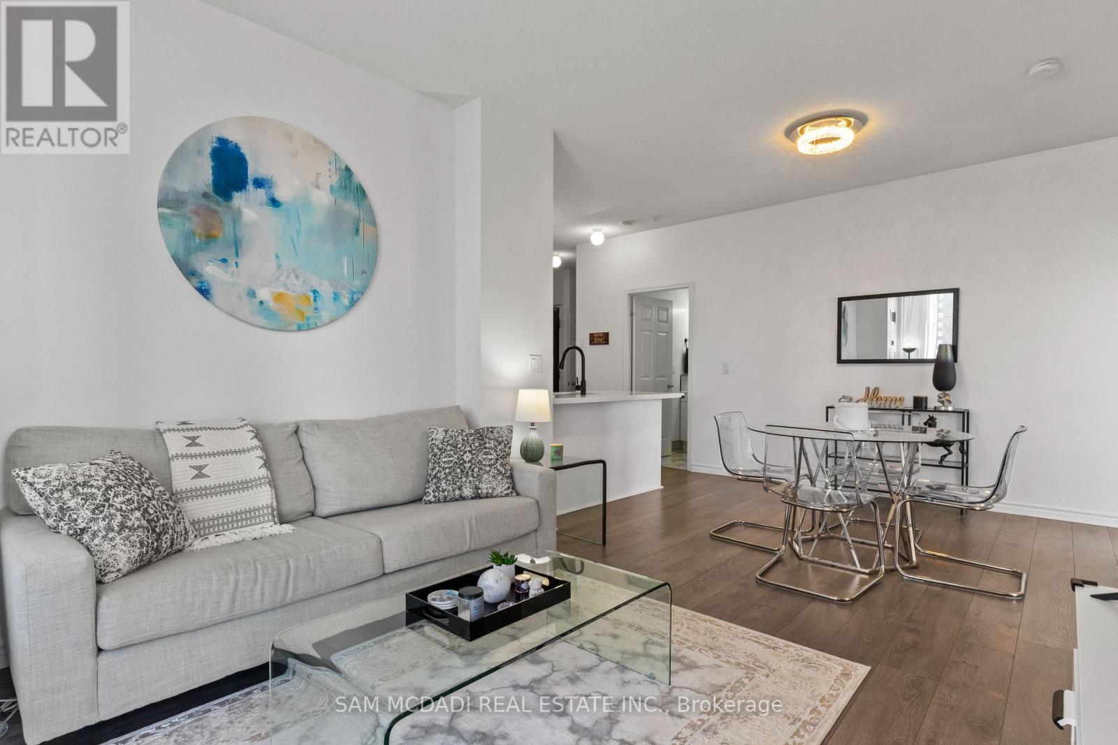 Photo 12 of 2404 388 Prince Of Wales Drive, Mississauga ON