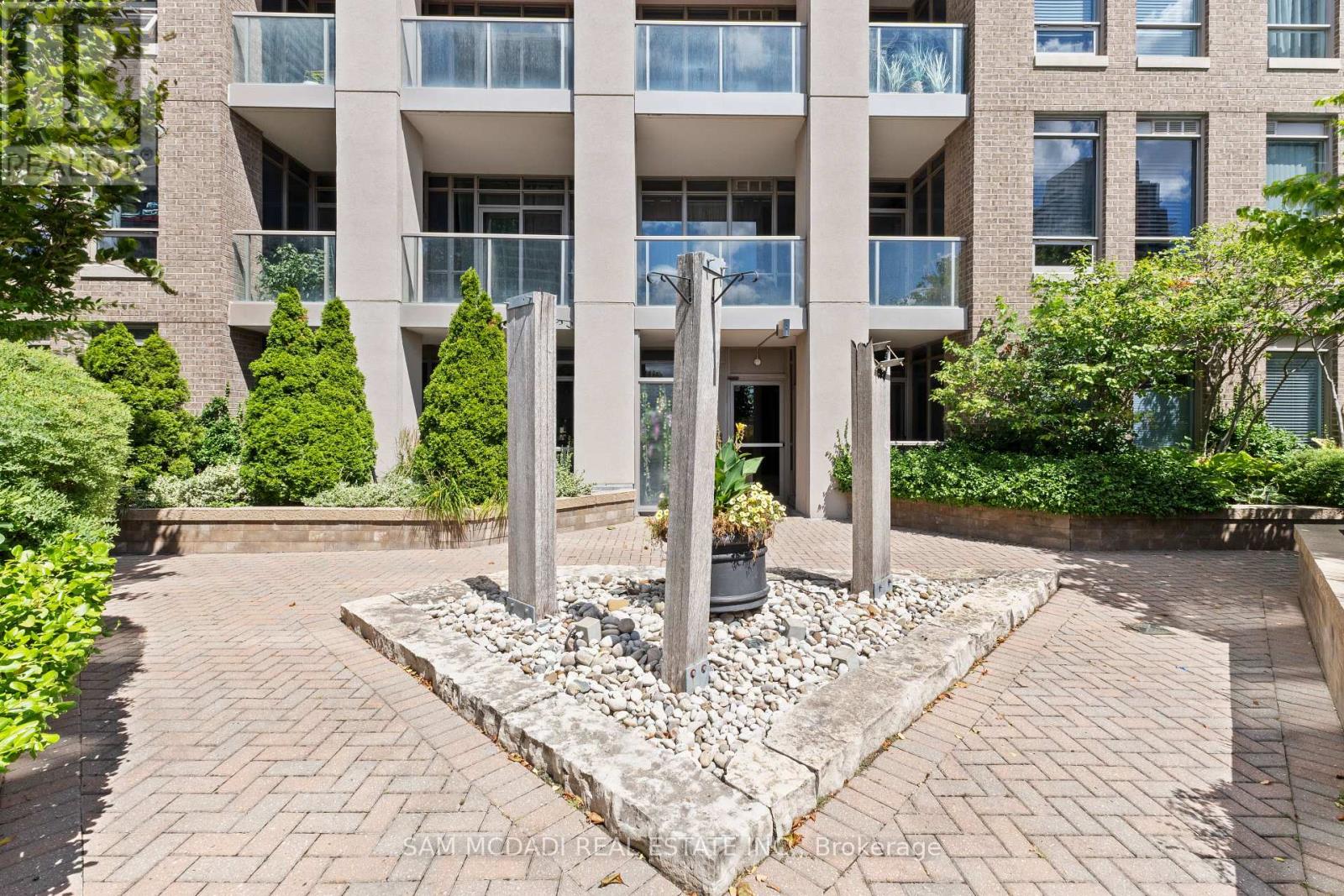 Photo 47 of 2404 388 Prince Of Wales Drive, Mississauga ON