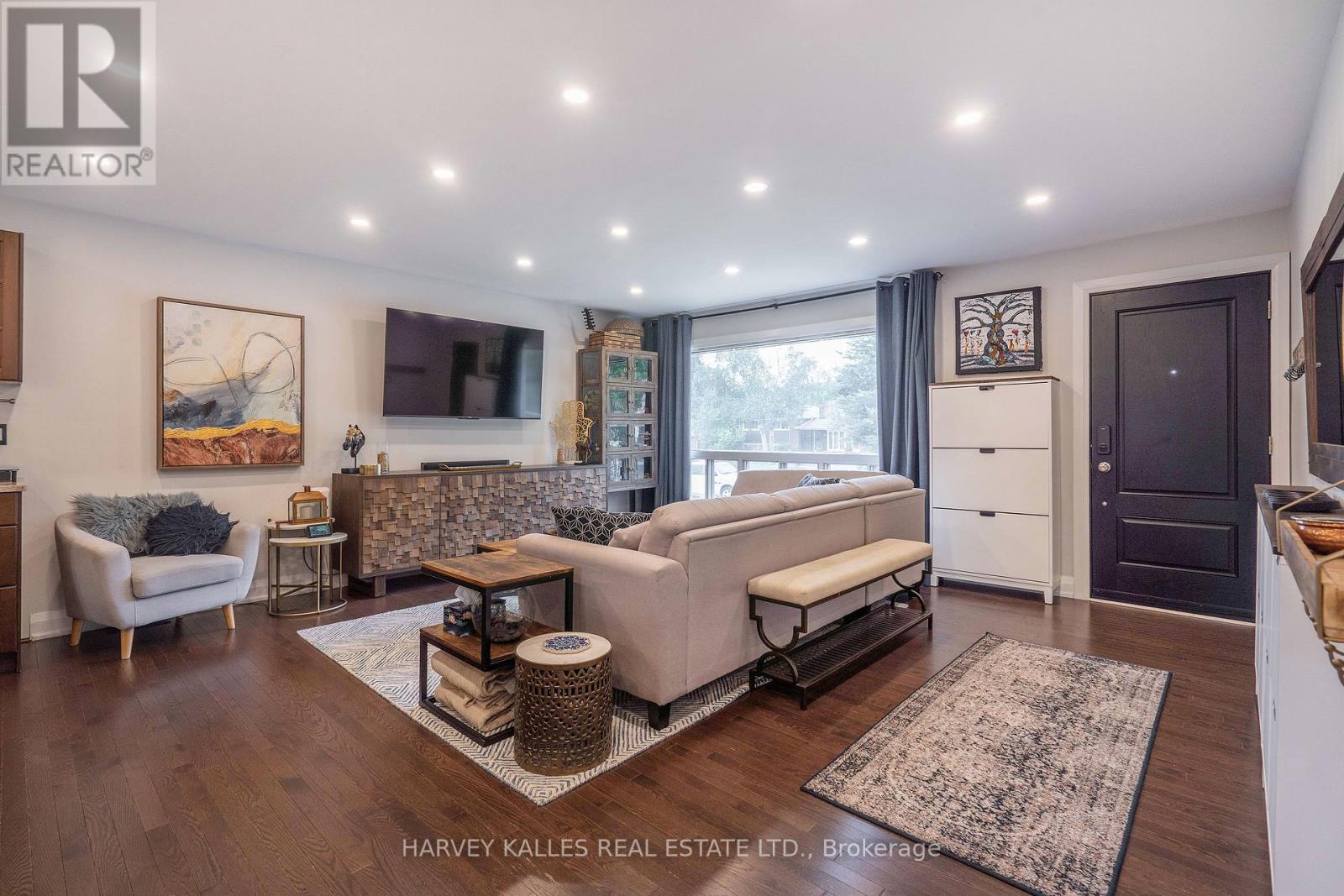 Photo 18 of 49 Theodore Drive, Mississauga ON