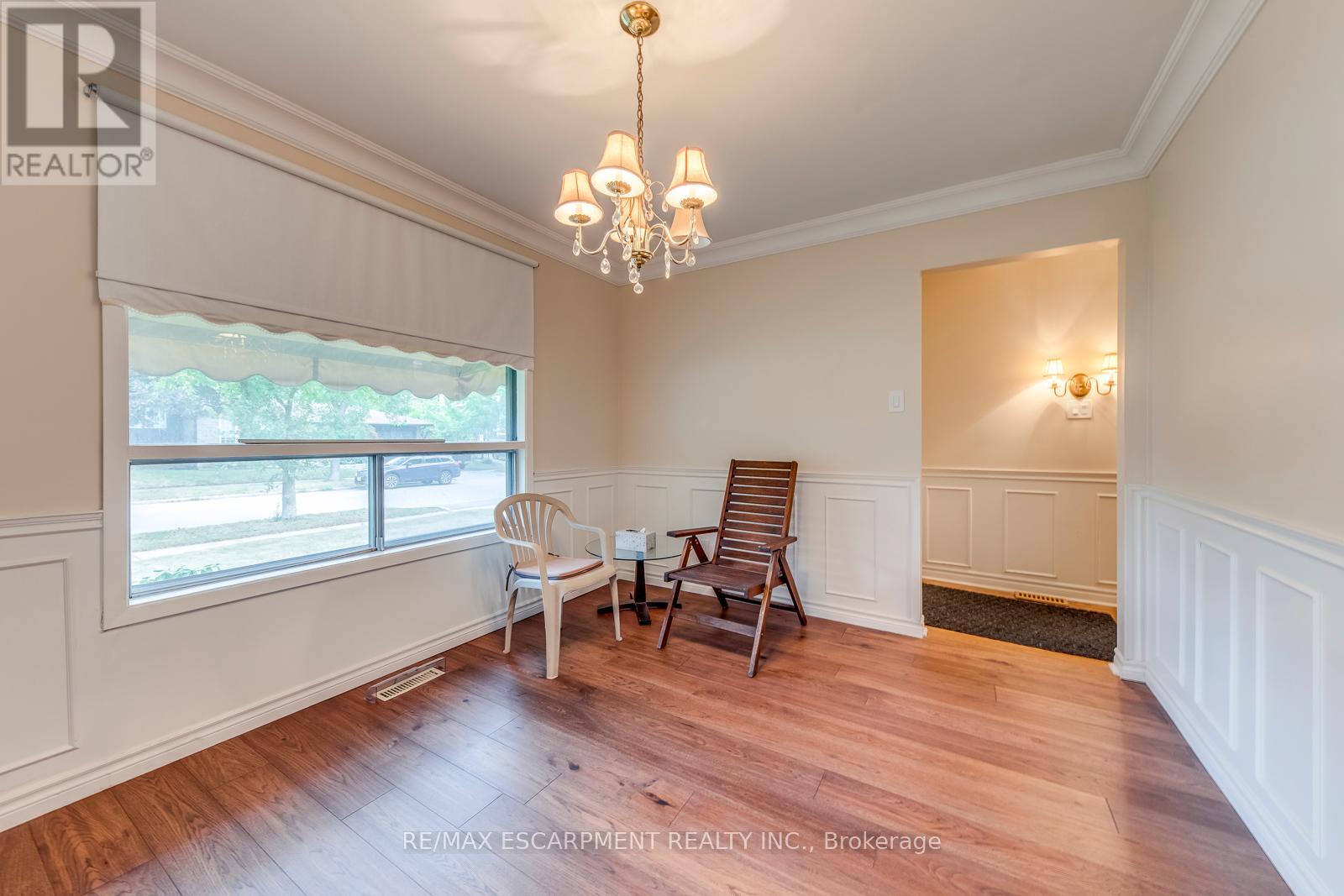 Photo 11 of 1236 Grange Road, Oakville ON