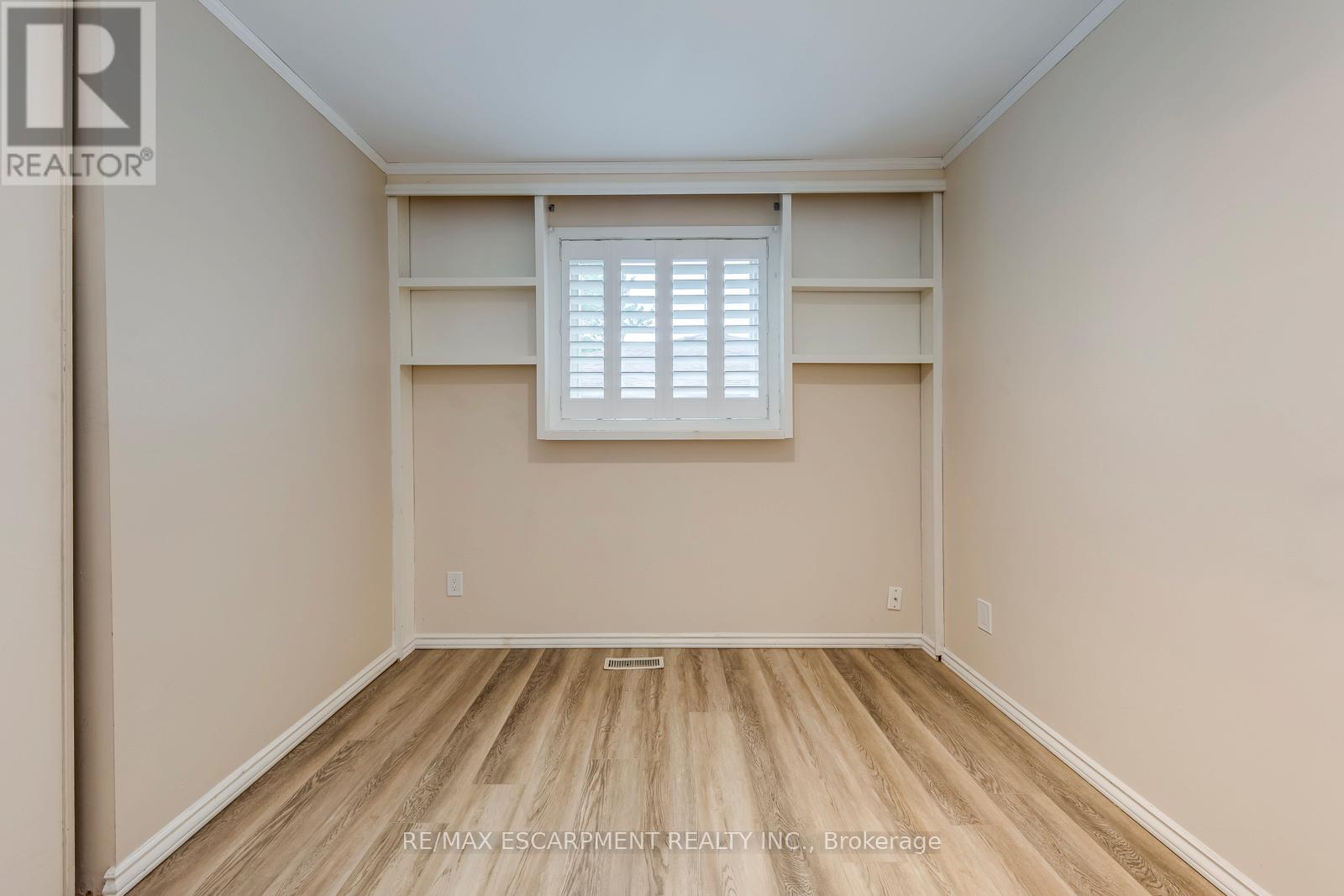 Photo 23 of 1236 Grange Road, Oakville ON