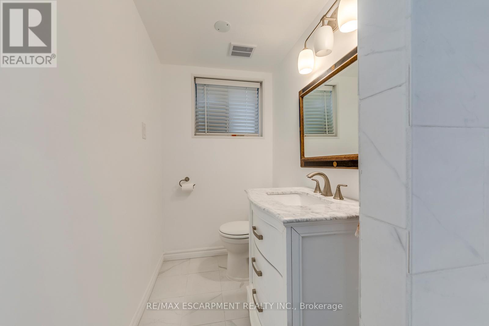 Photo 34 of 1236 Grange Road, Oakville ON