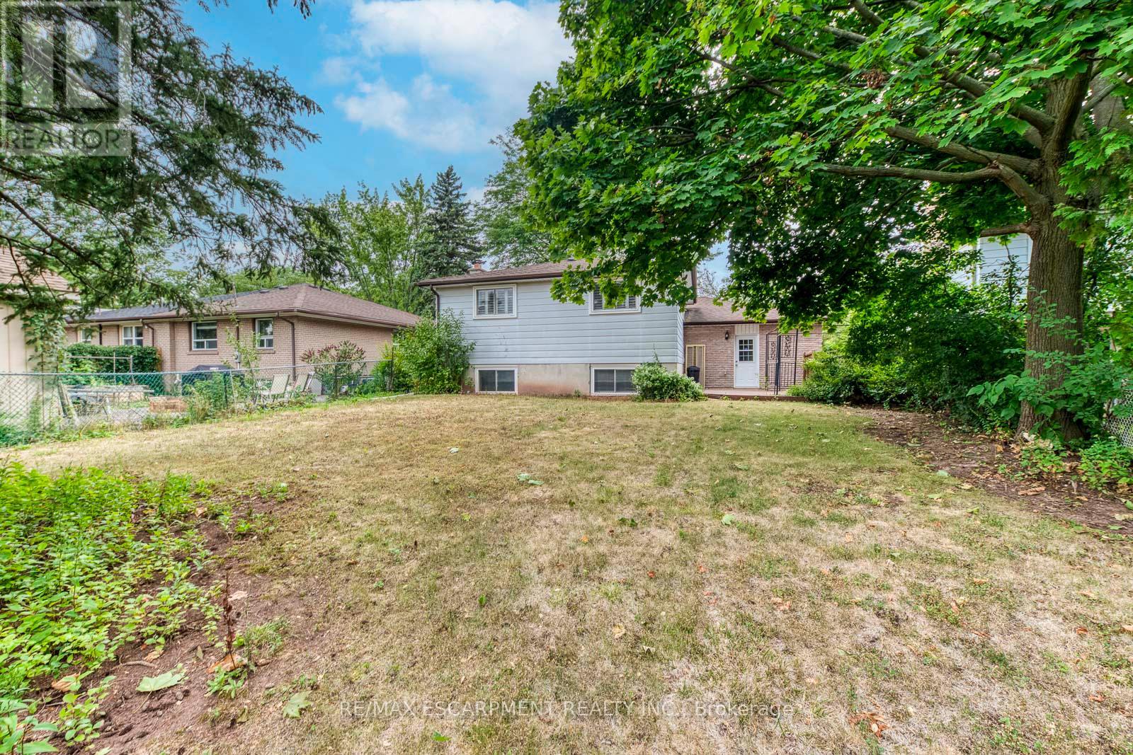 Photo 38 of 1236 Grange Road, Oakville ON
