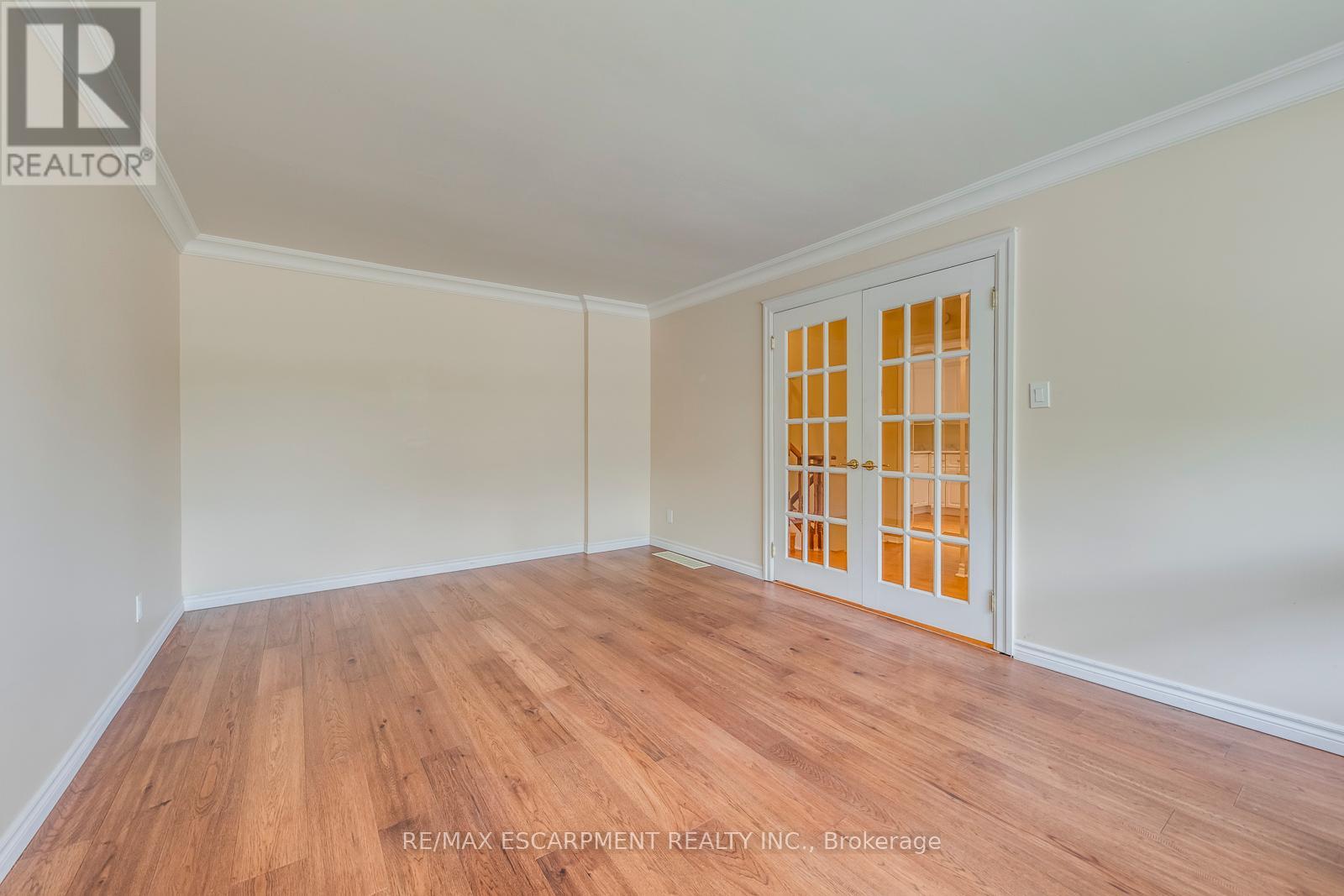 Photo 8 of 1236 Grange Road, Oakville ON