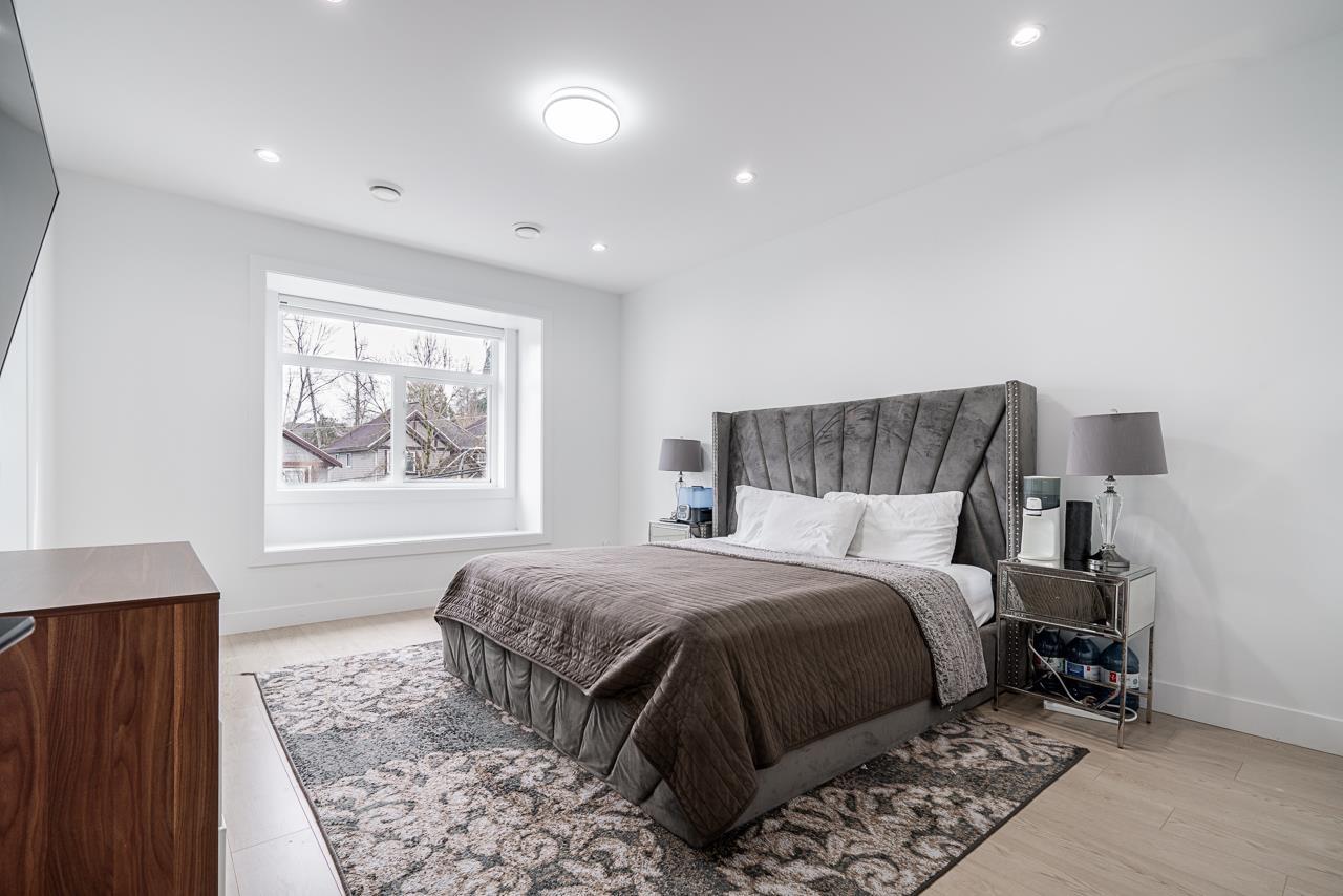 Photo 15 of 6253 148 Street, Surrey BC