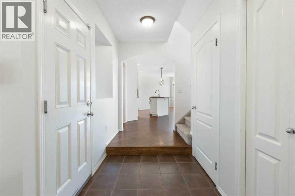 Single Family House for Sale in  Covebrook Close NE Coventry Hills Calgary 