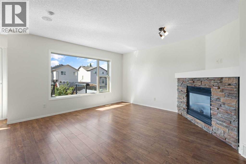 Single Family House for Sale in  Covebrook Close NE Coventry Hills Calgary 