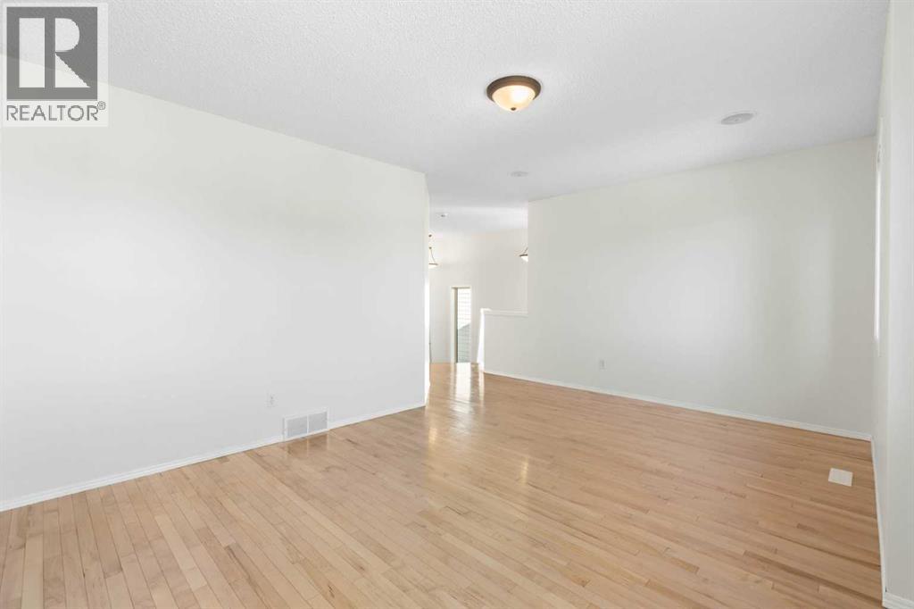 Single Family House for Sale in  Covebrook Close NE Coventry Hills Calgary 