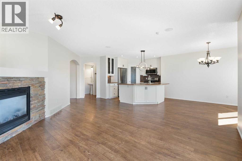 Single Family House for Sale in  Covebrook Close NE Coventry Hills Calgary 