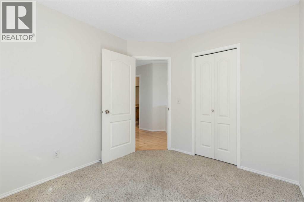 Single Family House for Sale in  Covebrook Close NE Coventry Hills Calgary 