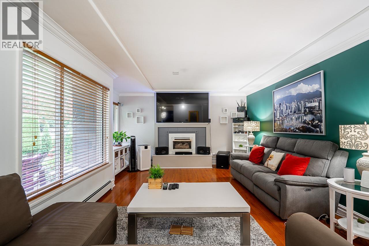 Photo 8 of 965 Floyd Avenue, Coquitlam BC