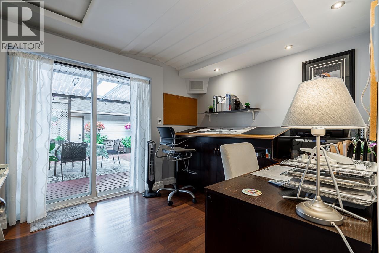 Photo 18 of 965 Floyd Avenue, Coquitlam BC