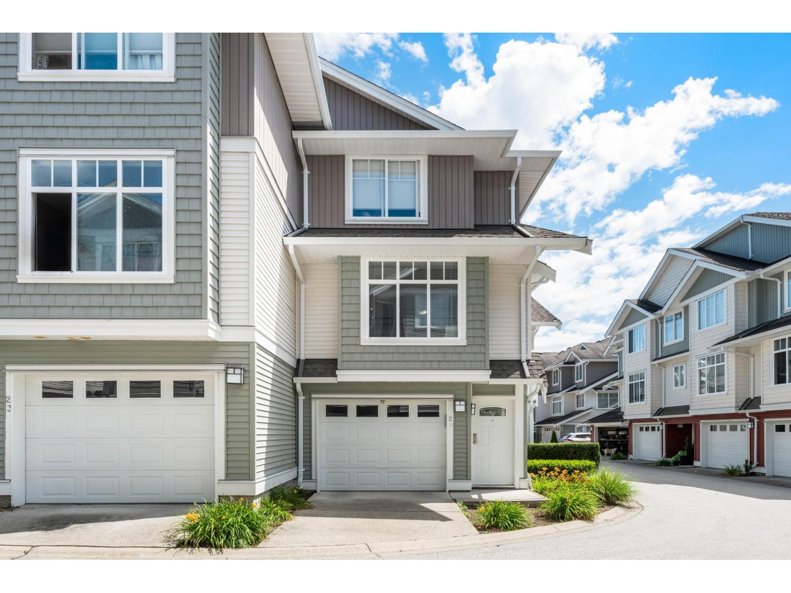 Photo 2 of 24 19480 66 Avenue, Surrey BC
