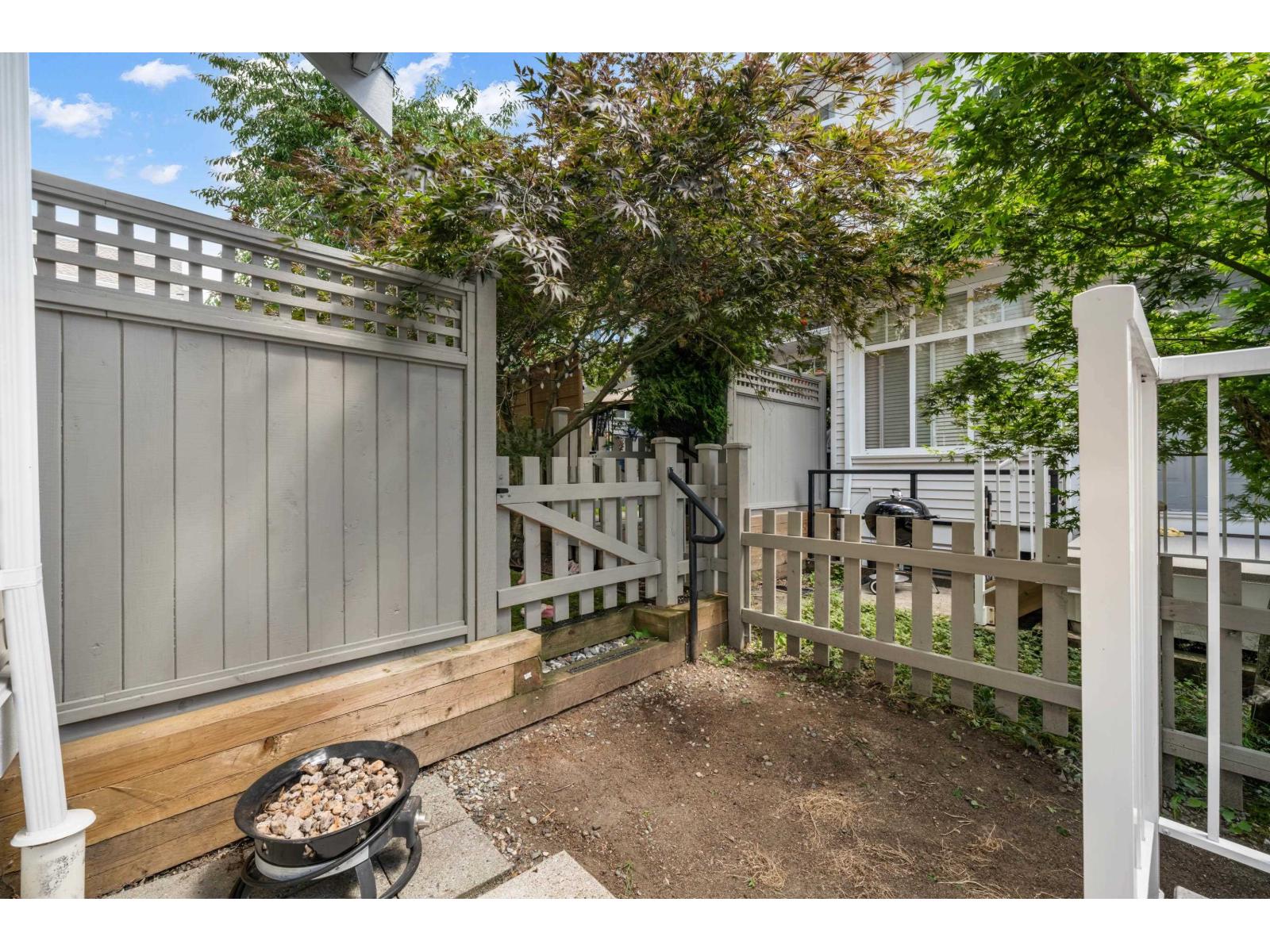 Photo 26 of 24 19480 66 Avenue, Surrey BC