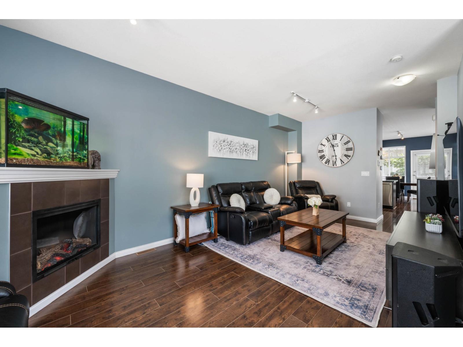 Photo 6 of 24 19480 66 Avenue, Surrey BC
