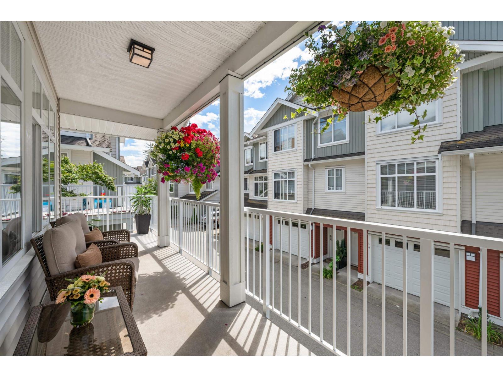 Photo 23 of 24 19480 66 Avenue, Surrey BC