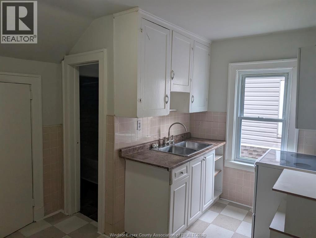 Photo 1 of 1335 Marentette Avenue Unit Upper, Windsor ON