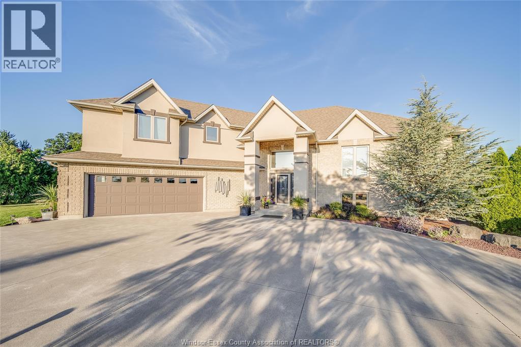 Photo 2 of 914 Lakeshore Road 101, Maidstone ON