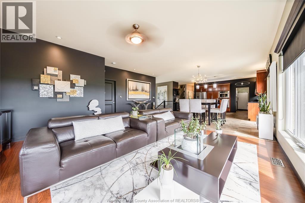 Photo 6 of 914 Lakeshore Road 101, Maidstone ON