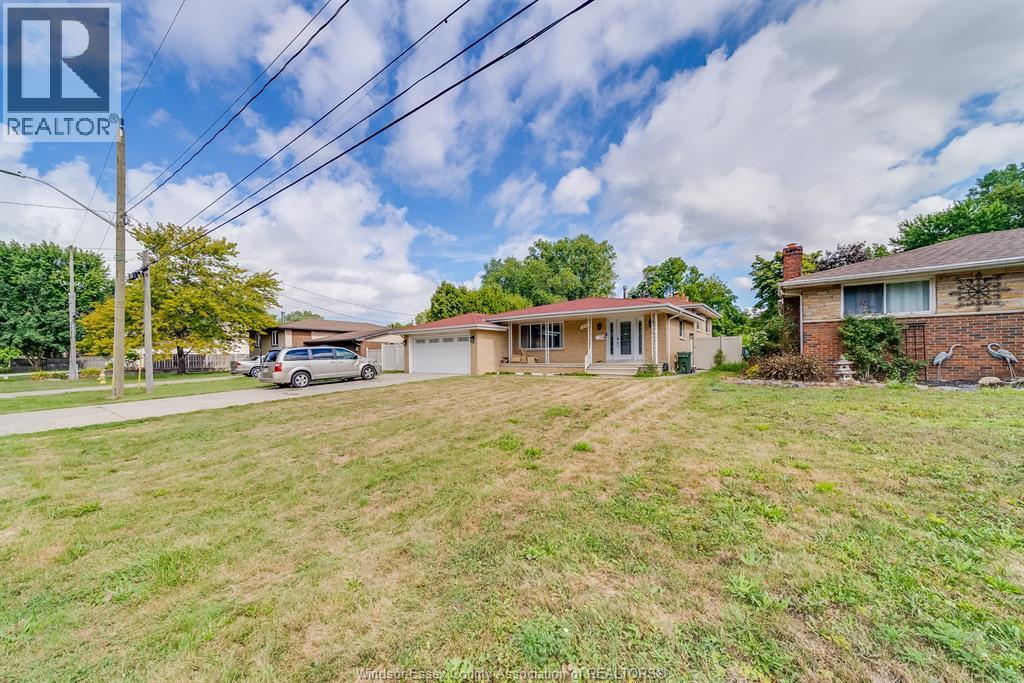 Photo 19 of 1520 Normandy, Lasalle ON