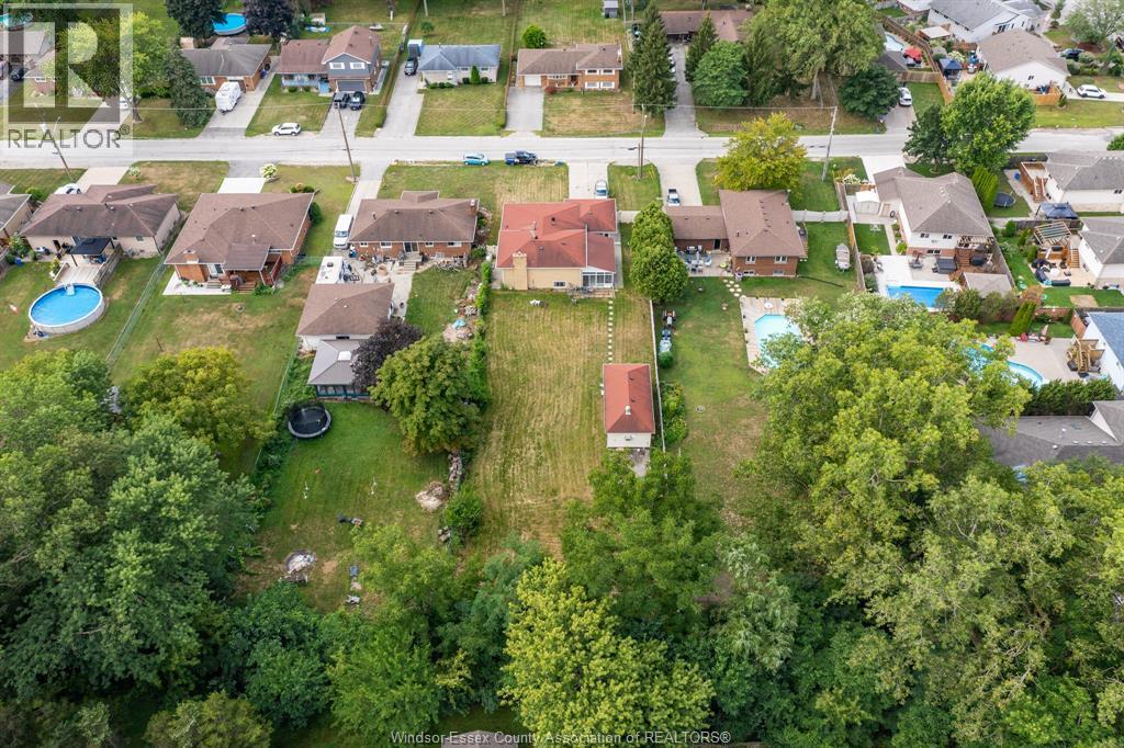 Photo 48 of 1520 Normandy, Lasalle ON