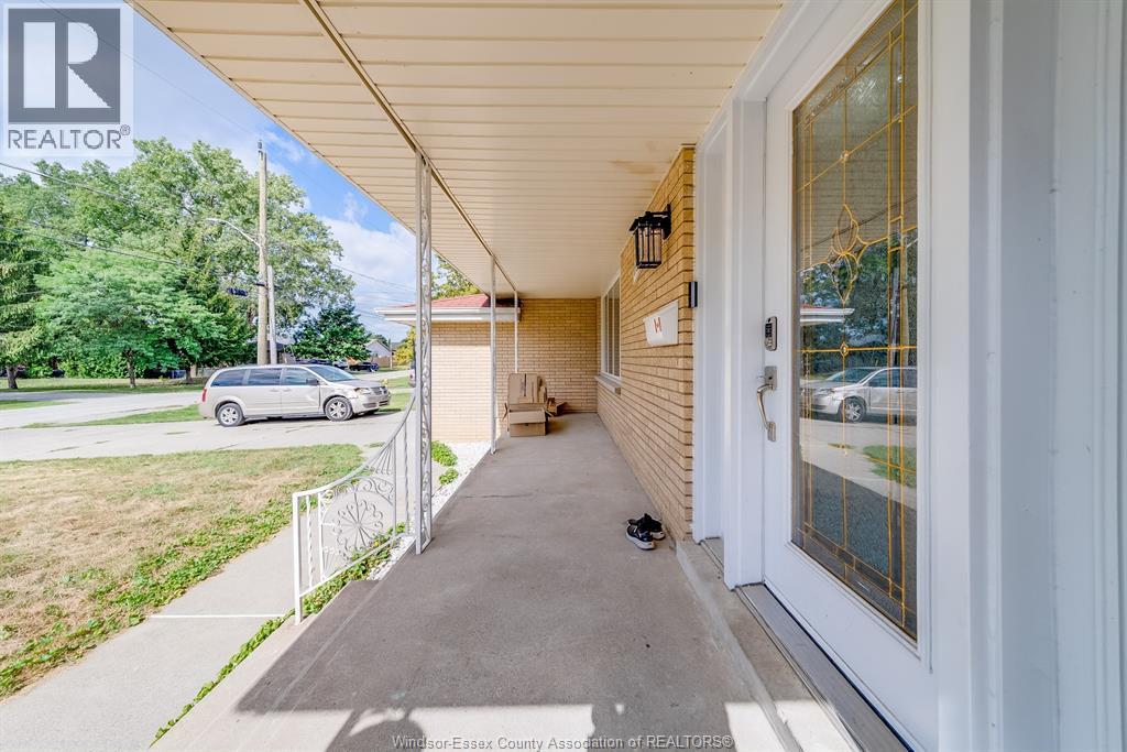 Photo 18 of 1520 Normandy, Lasalle ON