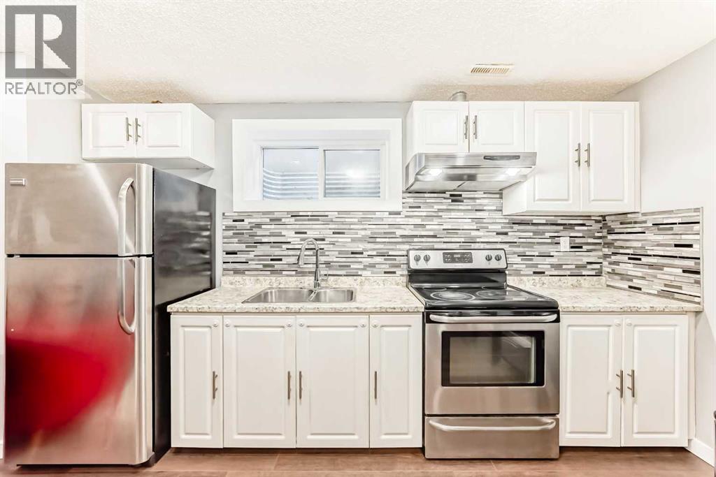 Photo 9 of 1253 New Brighton Drive Se, Calgary AB