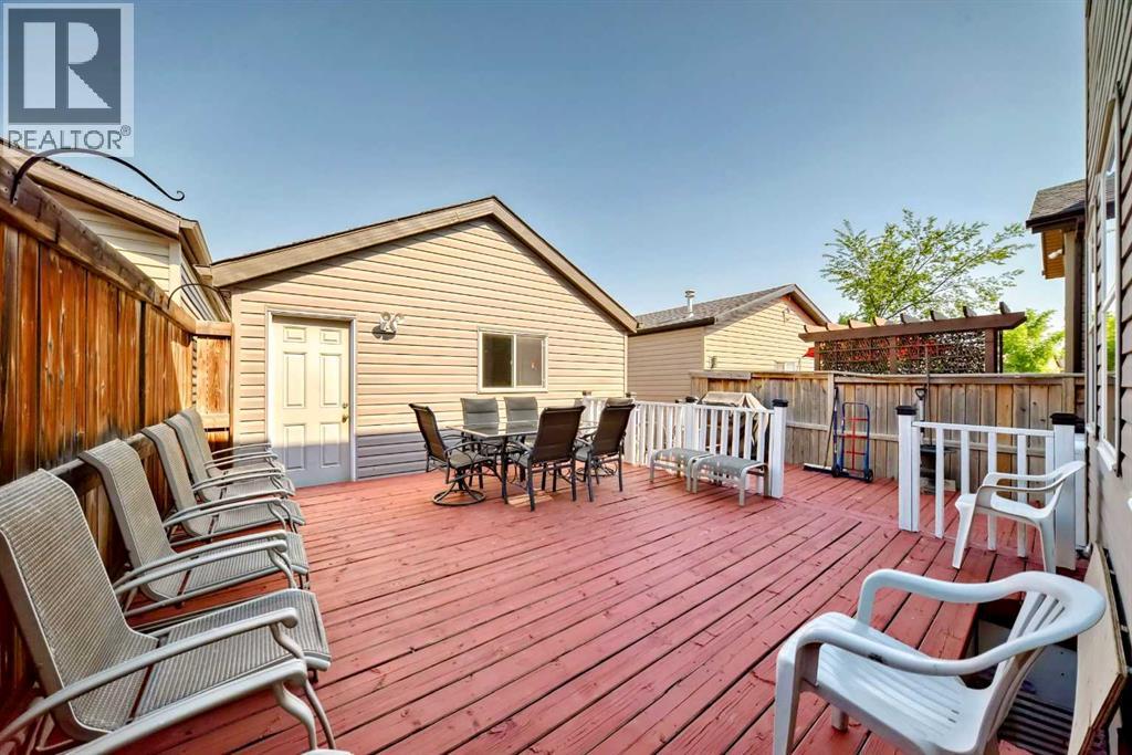 Photo 22 of 1253 New Brighton Drive Se, Calgary AB