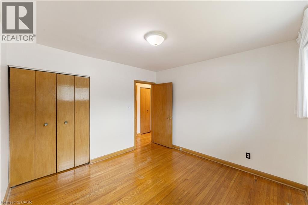 Photo 18 of 347 Hixon Road, Hamilton ON