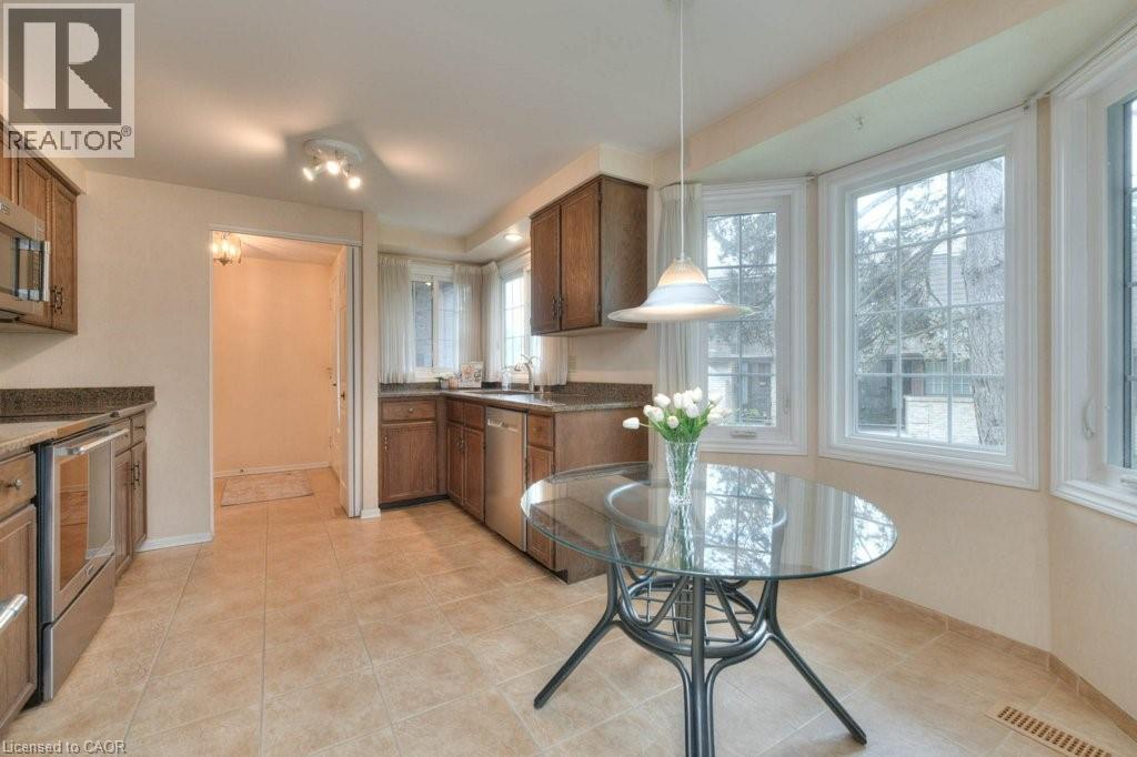 Photo 15 of 487 Beechwood Drive Unit 2, Waterloo ON