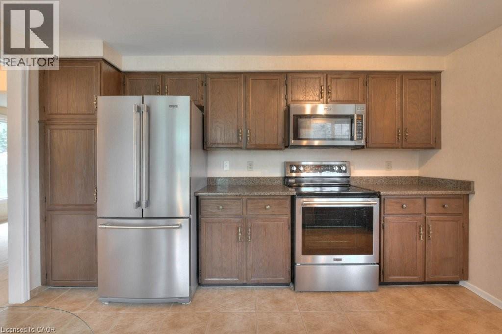 Photo 17 of 487 Beechwood Drive Unit 2, Waterloo ON