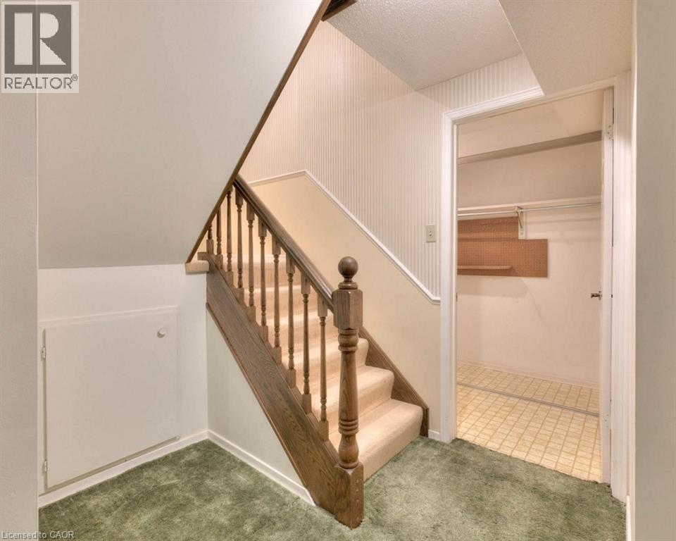 Photo 33 of 487 Beechwood Drive Unit 2, Waterloo ON