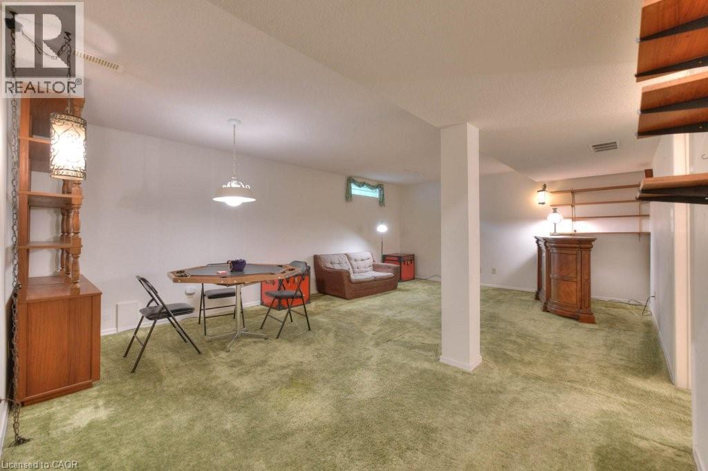 Photo 34 of 487 Beechwood Drive Unit 2, Waterloo ON