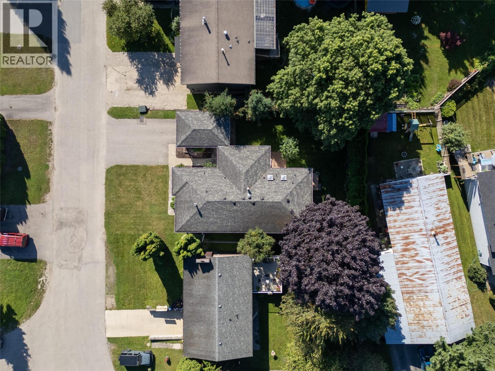 1017 Cottonwood Street, Revelstoke