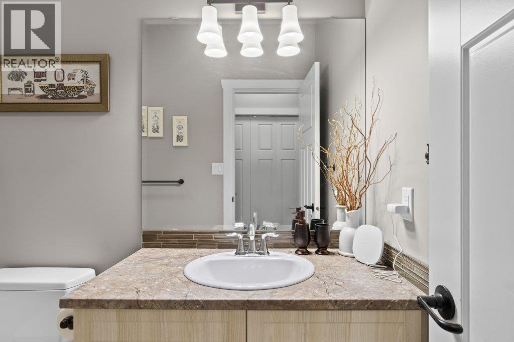 Photo 12 of 150 4 Street Se Unit 5, Salmon Arm BC