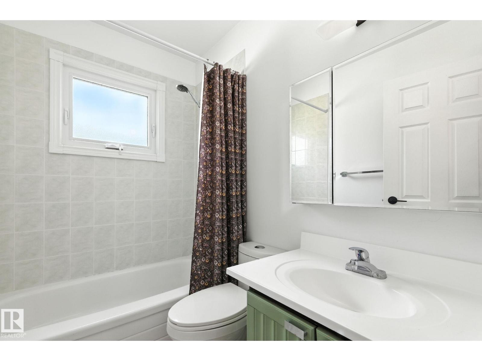 Photo 21 of 1112 56 St Nw, Edmonton AB