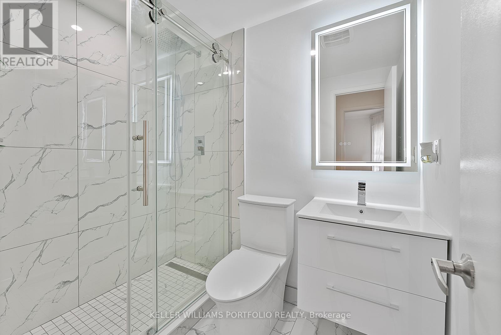 Photo 1 of 402 114 Vaughan Road, Toronto ON