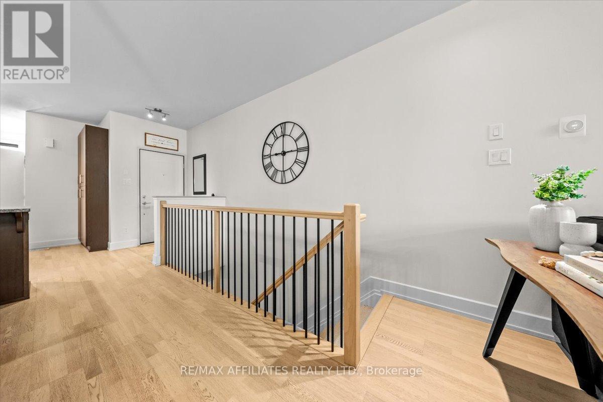 Photo 32 of 3 23 Bergeron Private, Ottawa ON