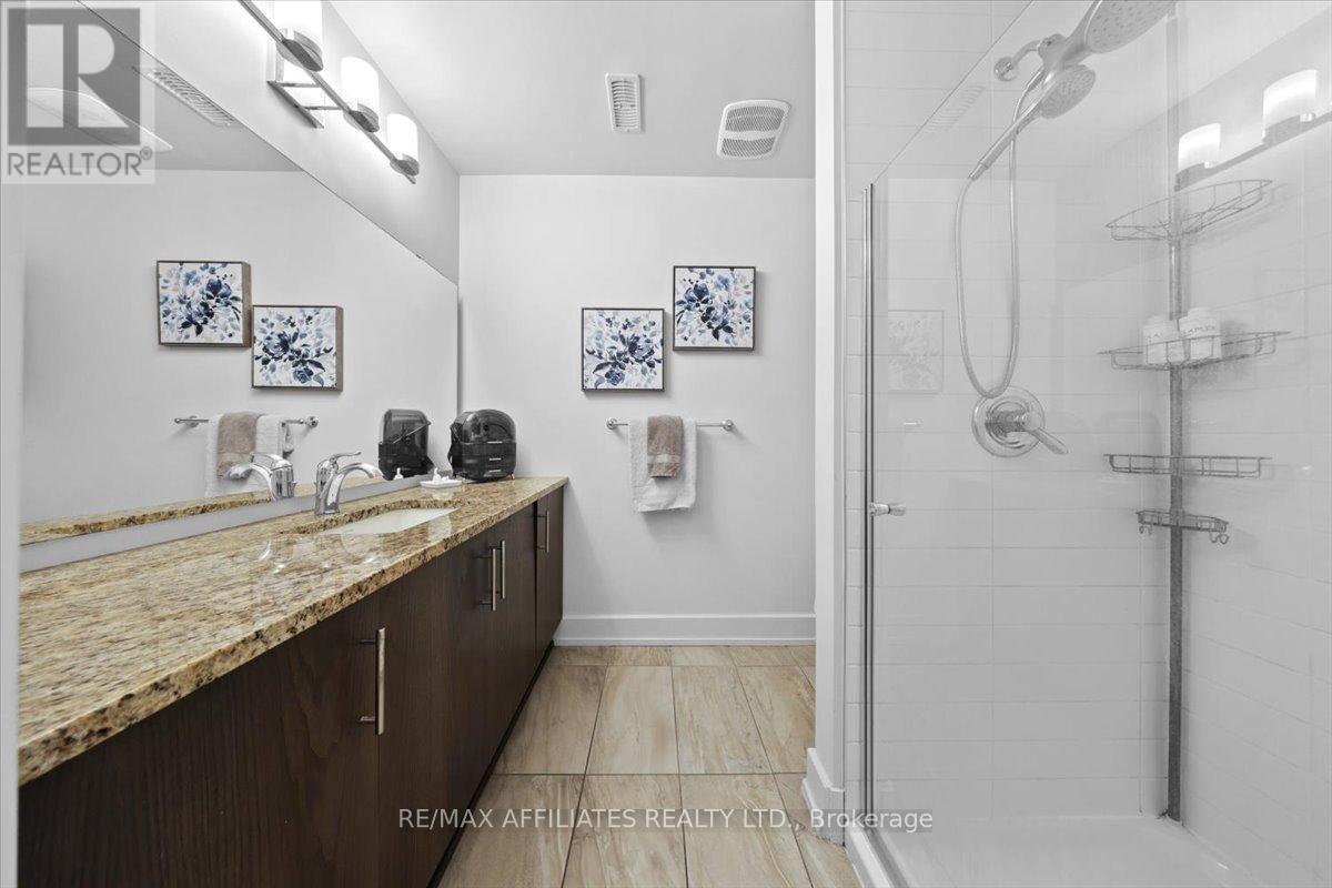 Photo 34 of 3 23 Bergeron Private, Ottawa ON