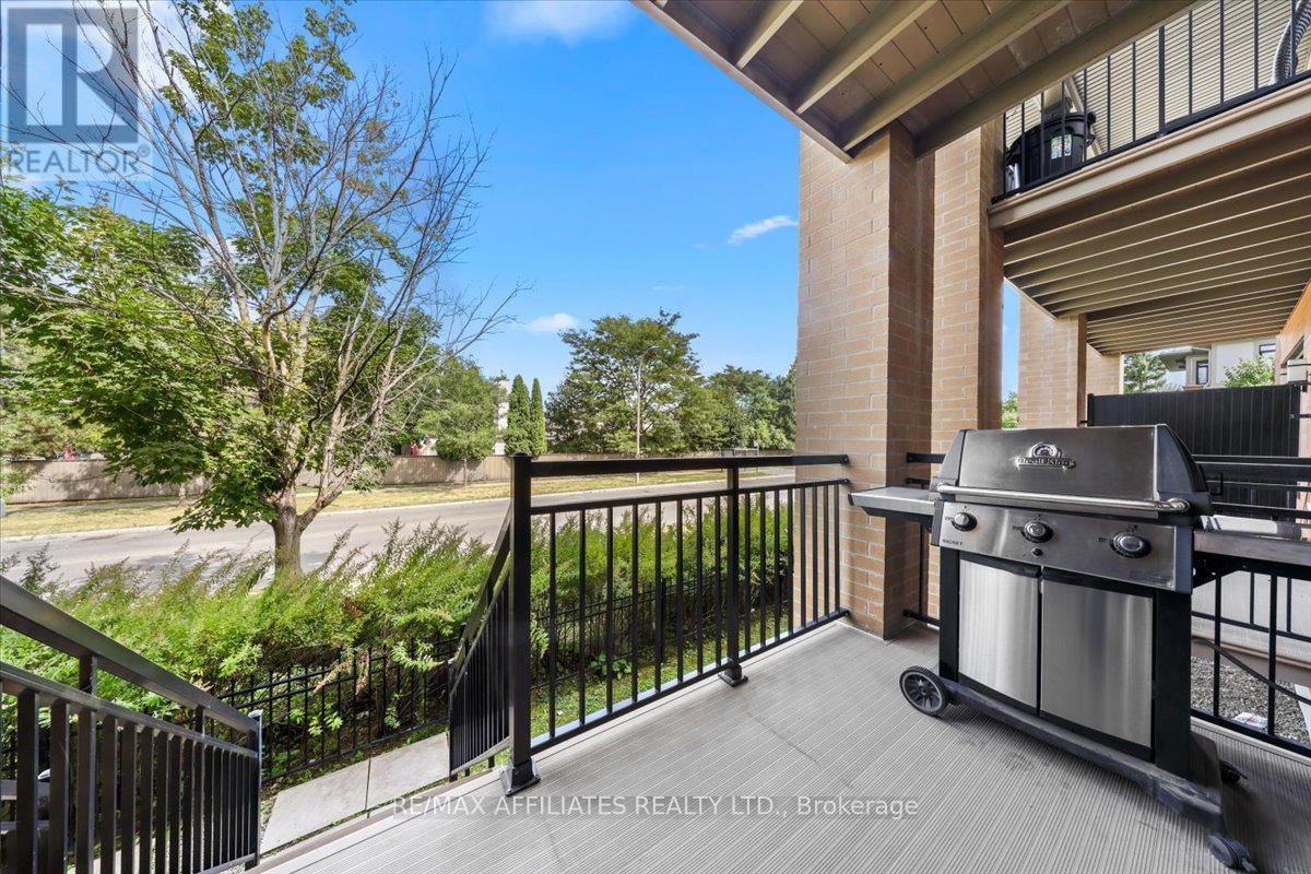 Photo 5 of 3 23 Bergeron Private, Ottawa ON