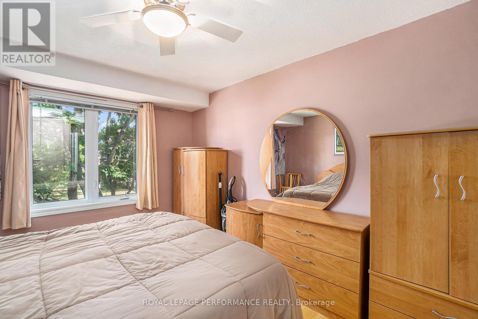 Photo 17 of 201 1765 Cabaret Lane, Ottawa ON
