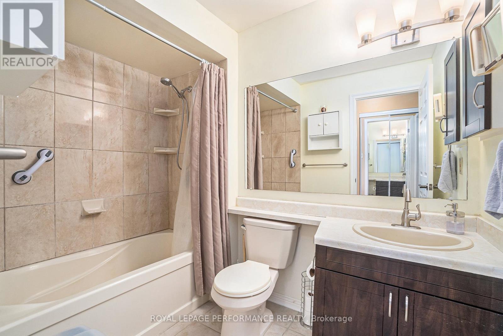 Photo 19 of 201 1765 Cabaret Lane, Ottawa ON