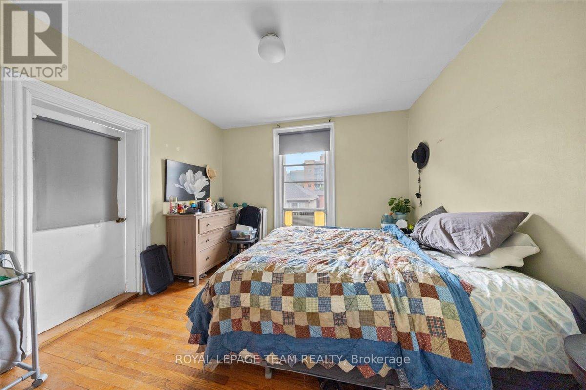 Photo 14 of 479 Cooper Street, Ottawa ON