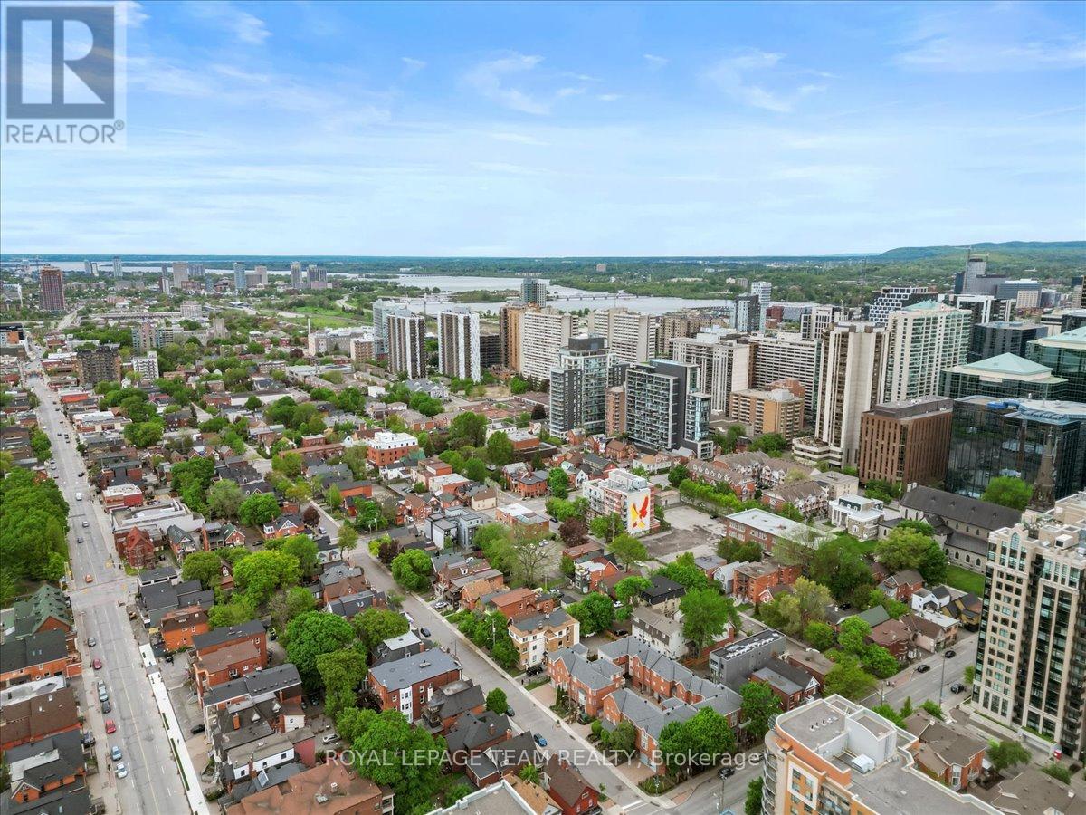 Photo 15 of 479 Cooper Street, Ottawa ON