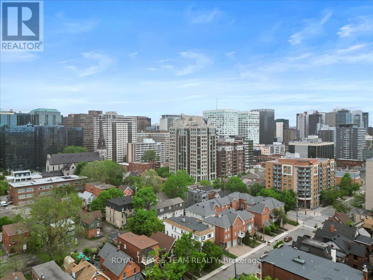 Photo 8 of 479 Cooper Street, Ottawa ON