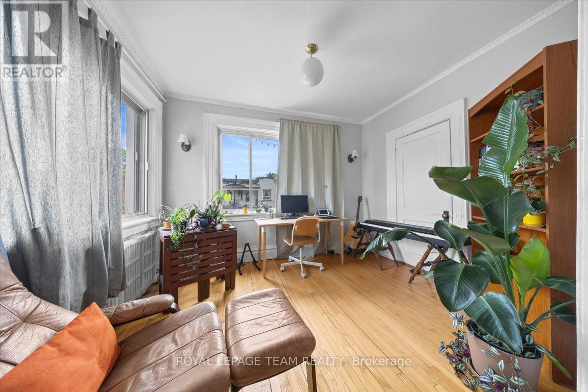 Photo 10 of 479 Cooper Street, Ottawa ON